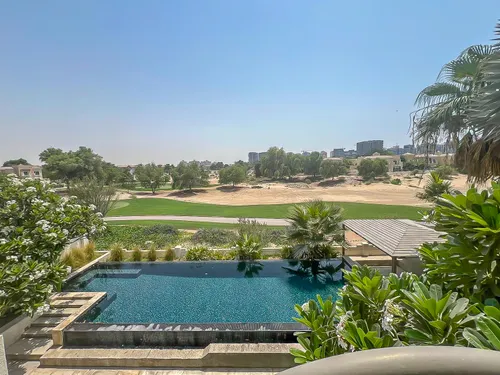 5 Bedrooms Villa in Oliva