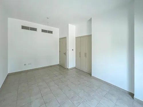 5 Bedrooms Villa in Oliva