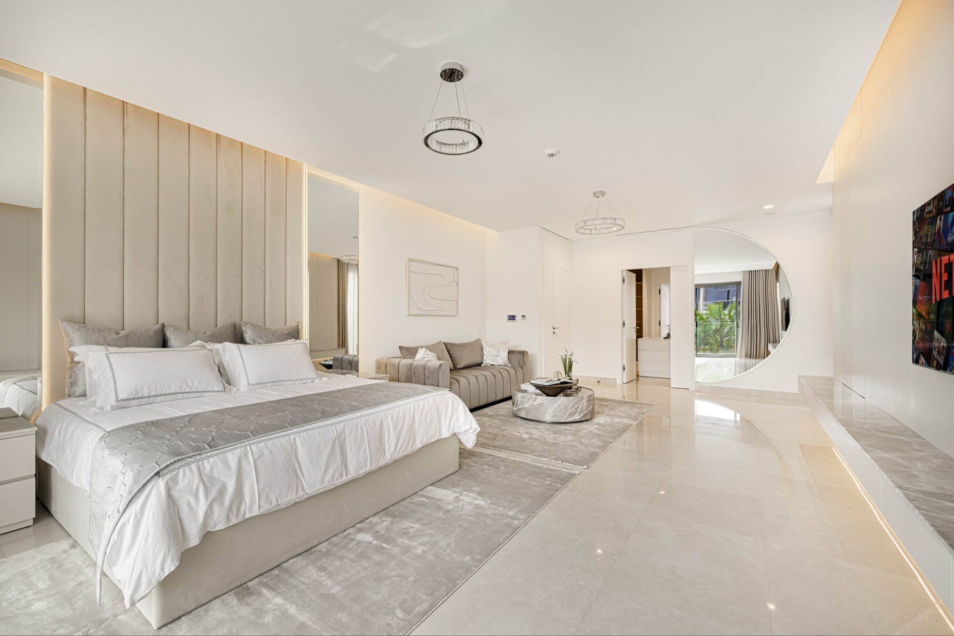 5 Bedrooms Villa in Golf Place 1