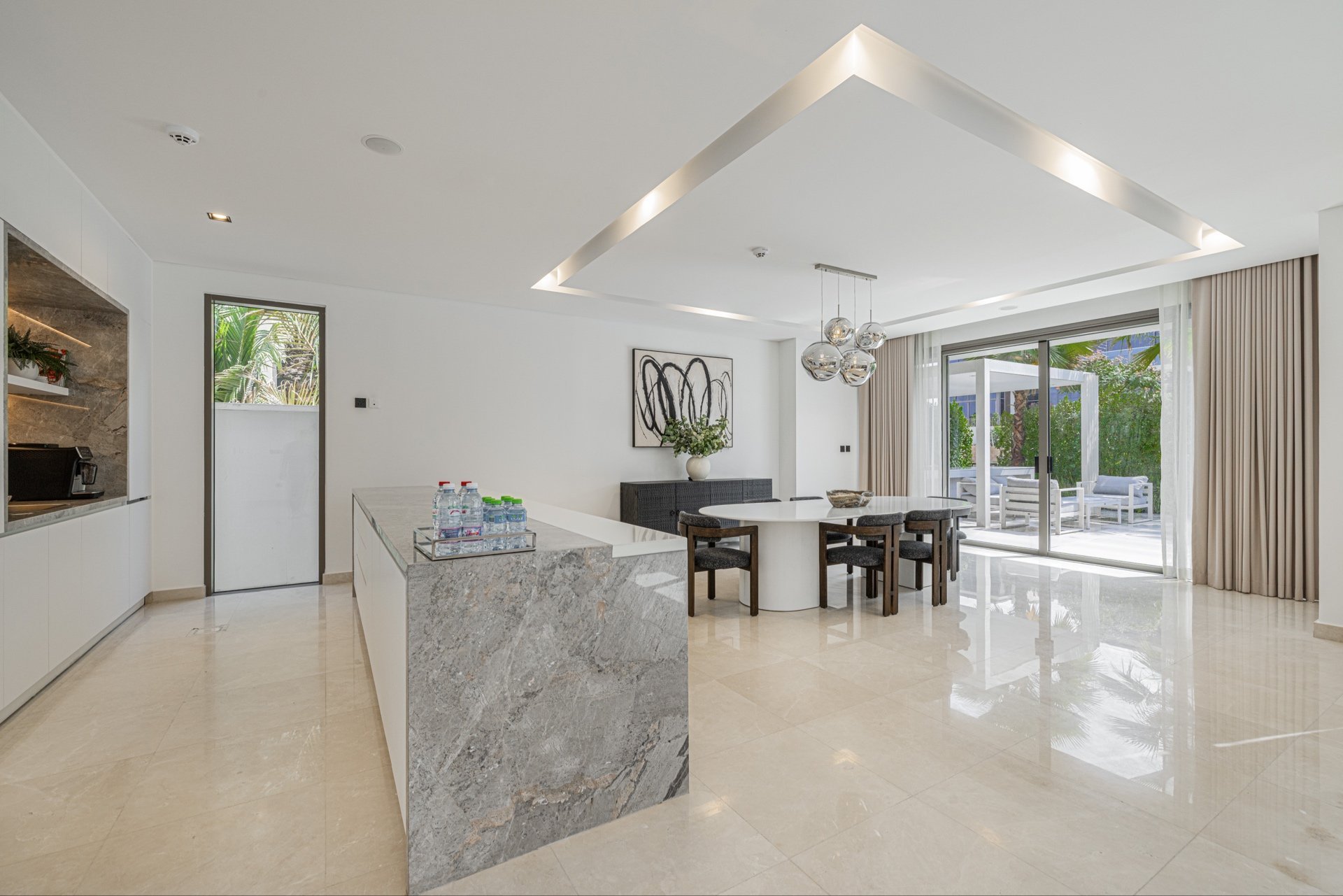 5 Bedrooms Villa in Golf Place 1