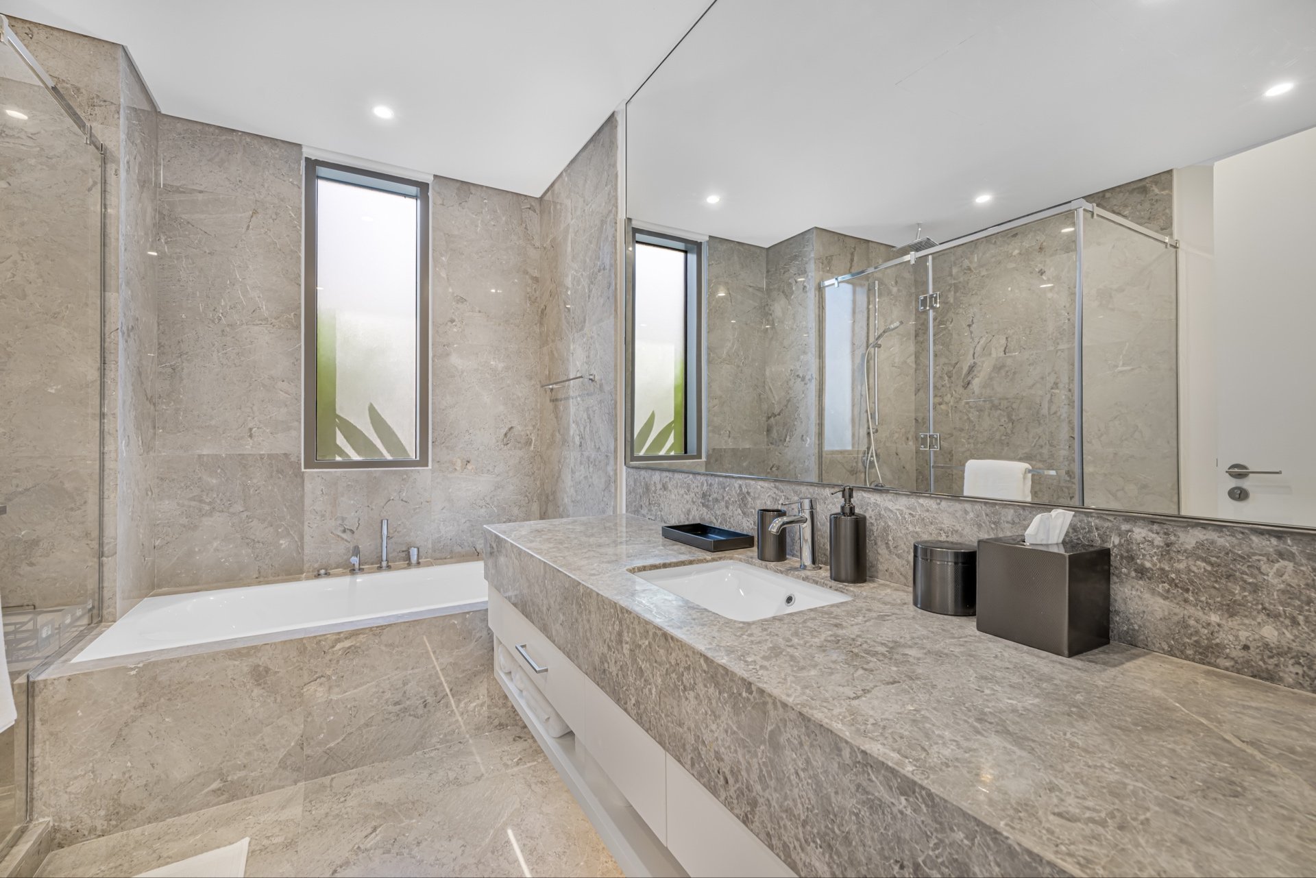 5 Bedrooms Villa in Golf Place 1