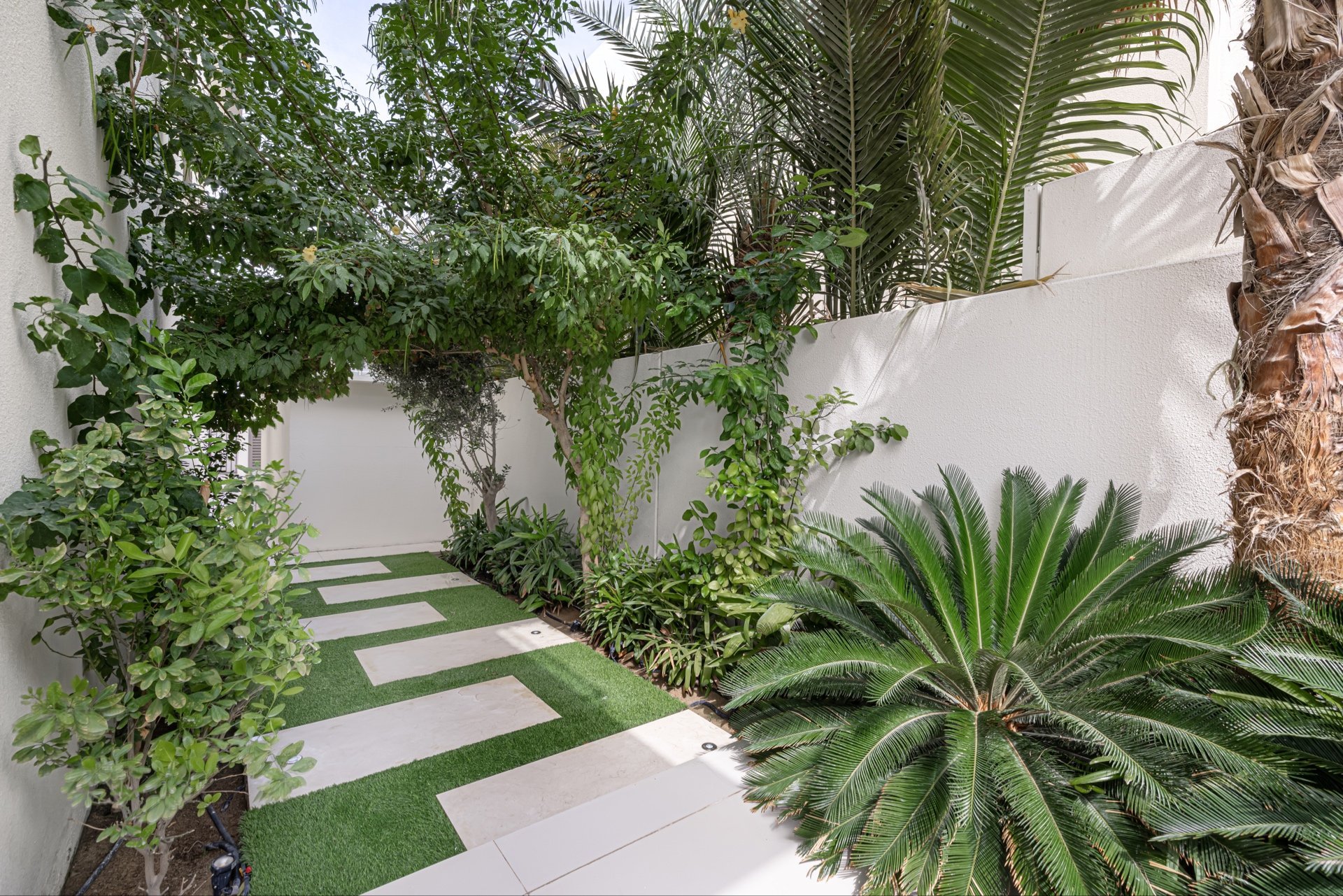 5 Bedrooms Villa in Golf Place 1