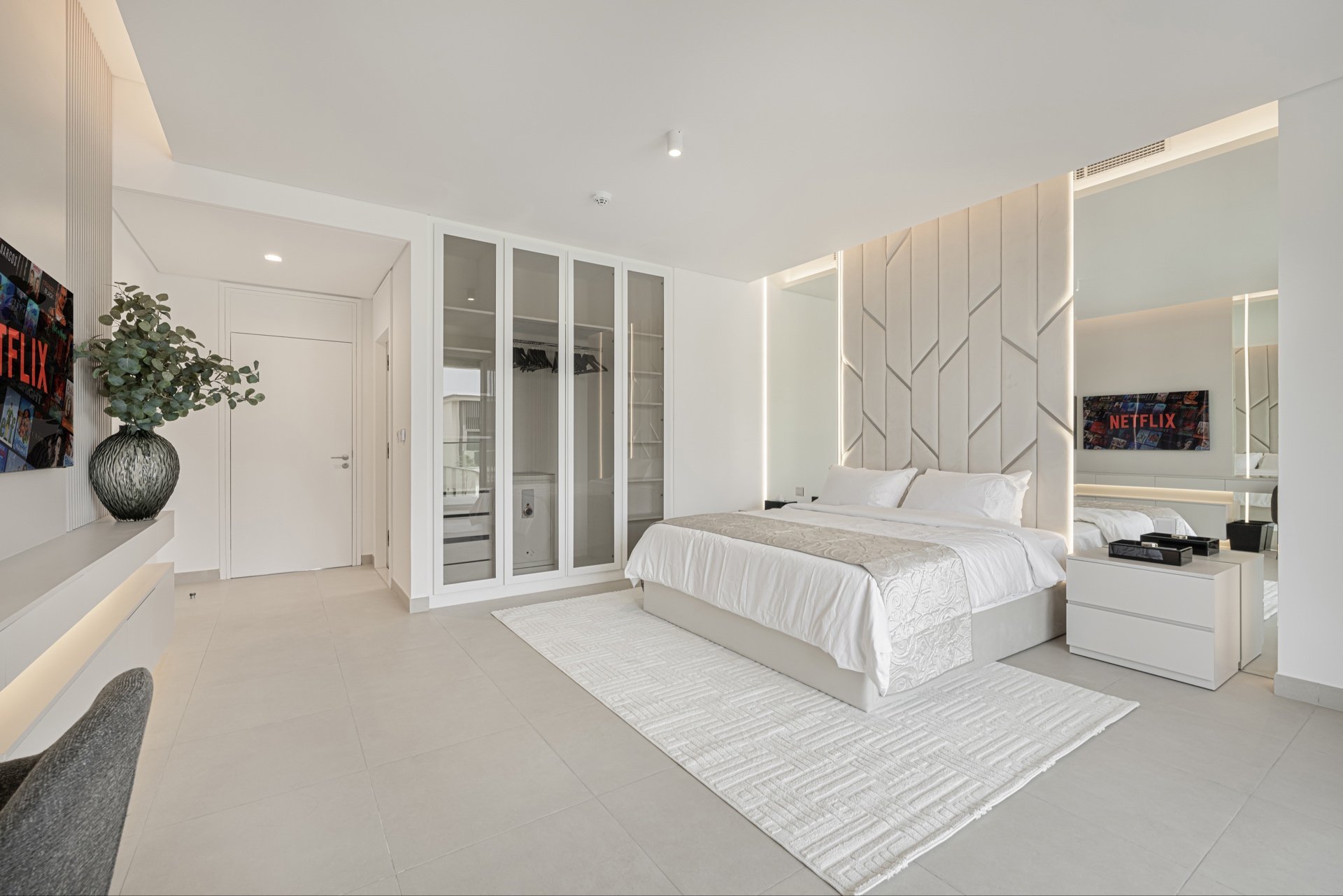 5 Bedrooms Villa in Golf Place 1