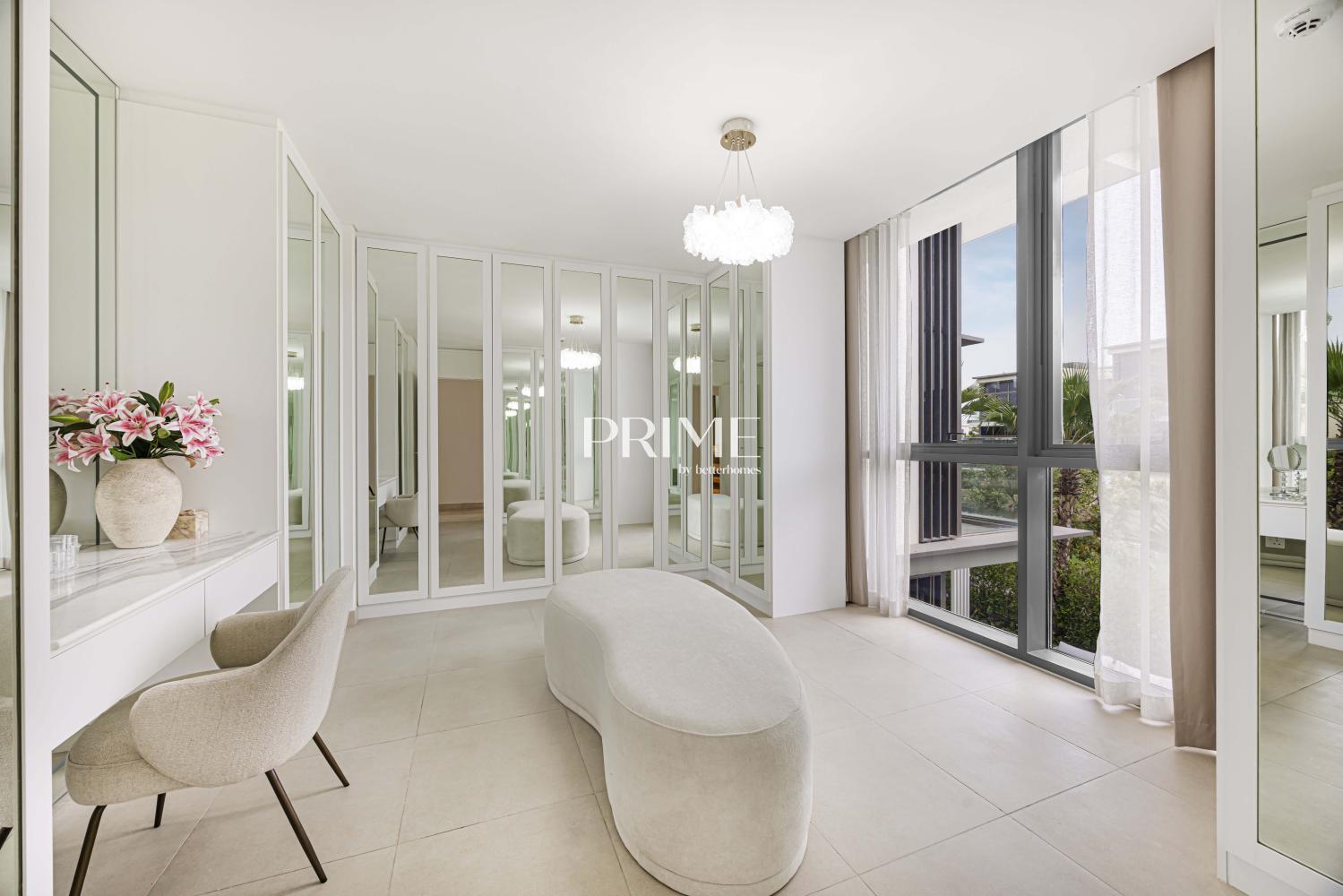5 Bedrooms Villa in Golf Place 1