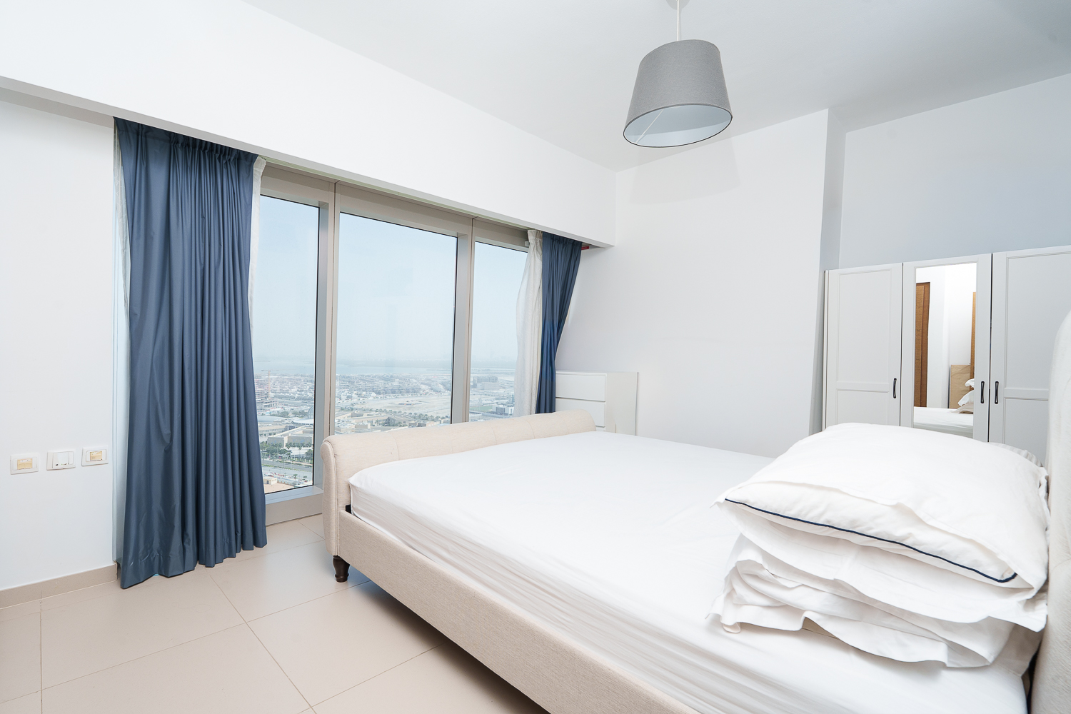 2 Bedrooms Apartment in The Gate Tower 2