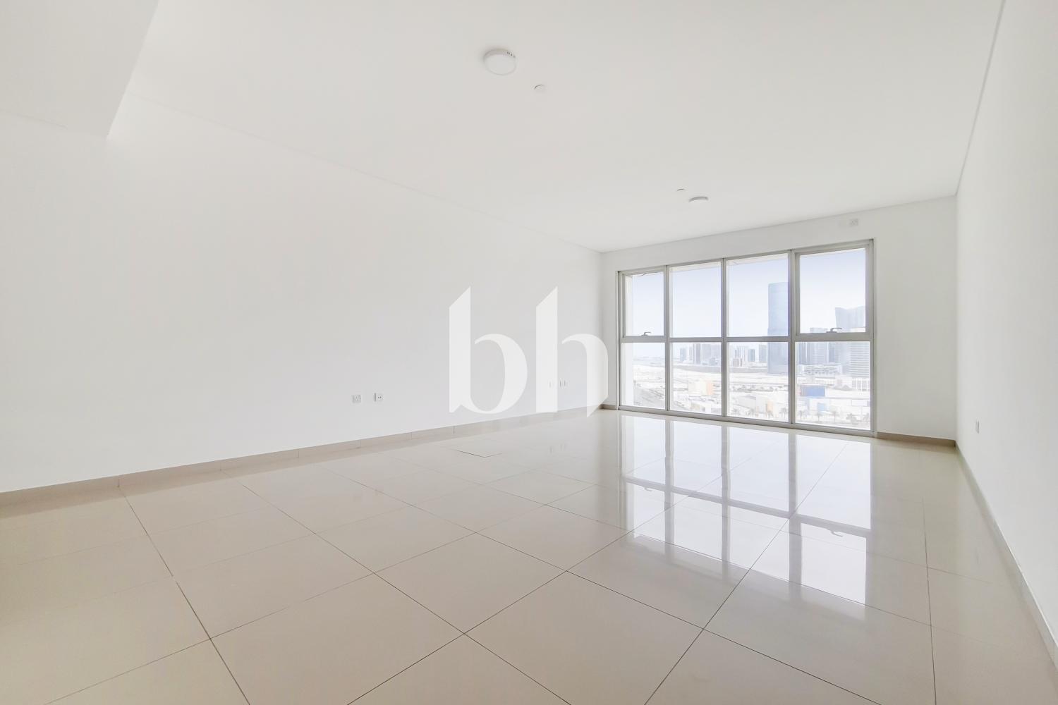 Spacious One Bed apartment in Rak Tower