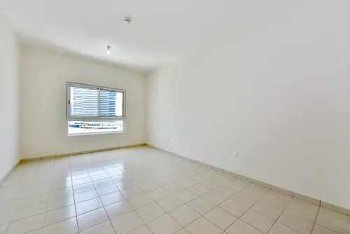 3 Bedrooms Apartment in Amaya Towers