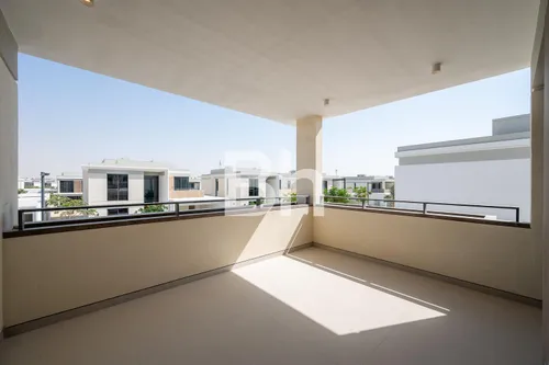 Open Kitchen | On the Park | Brand NEW