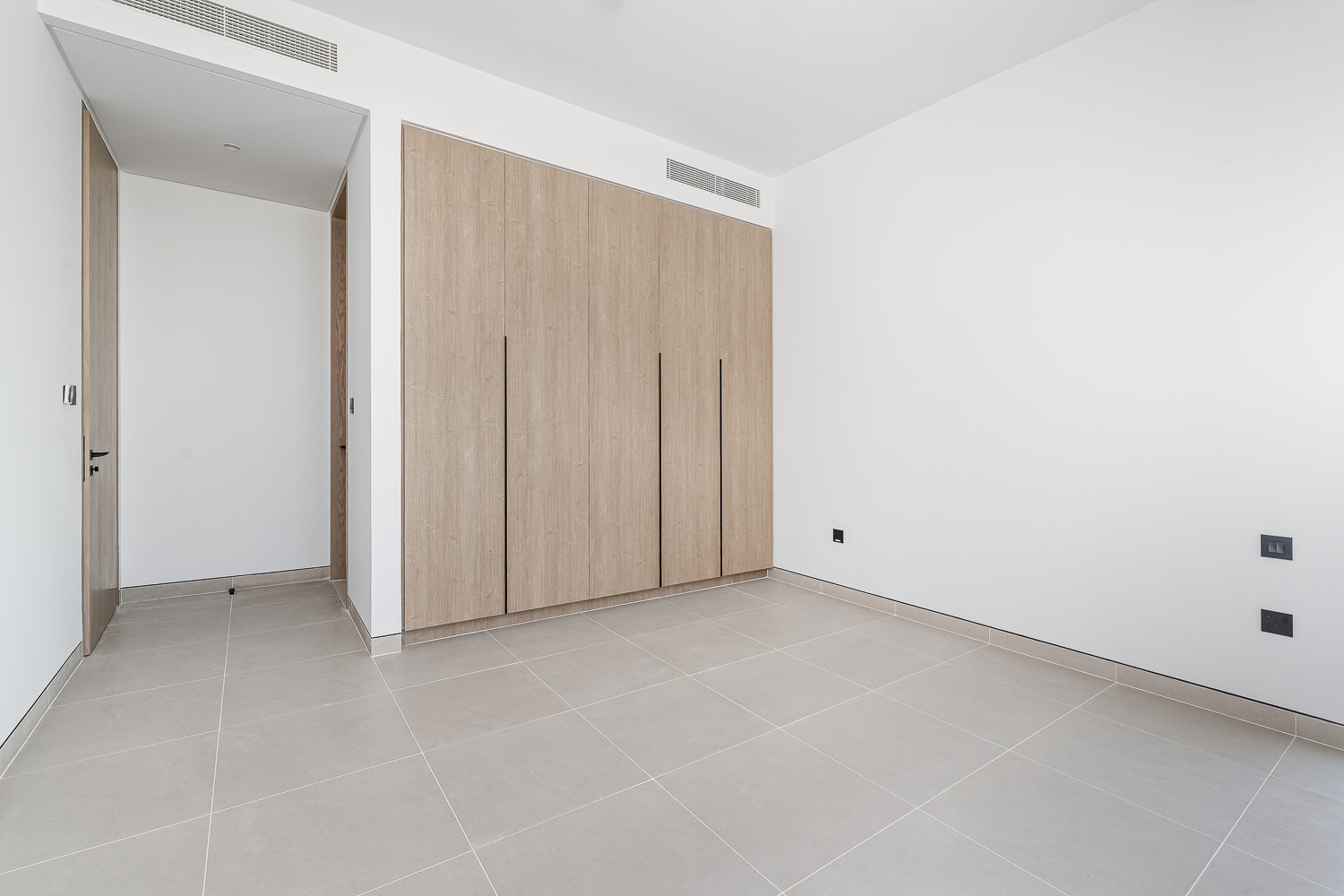 5 Bedrooms Villa in Harmony 3