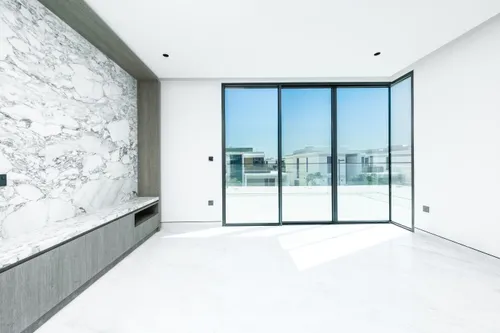 Garden Suite I Pool Facing I Prime Location
