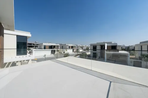 6 Bedrooms Villa in Harmony 2