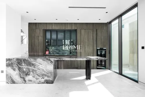 Garden Suite I Pool Facing I Prime Location