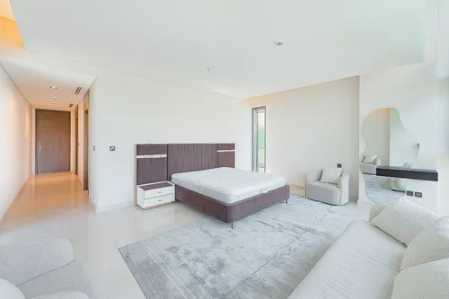 4 Bedrooms Villa in Golf Place 1