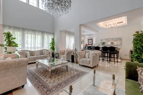 4 Bedrooms Villa in Entertainment Foyer