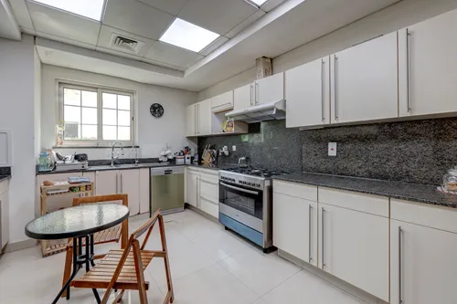 4 Bedrooms Villa in Entertainment Foyer