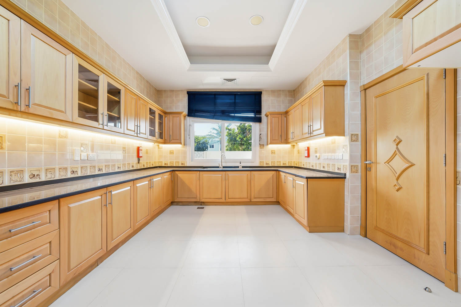 5 Bedrooms Villa in Hacienda