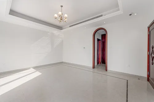 5 Bedrooms Villa in Hacienda