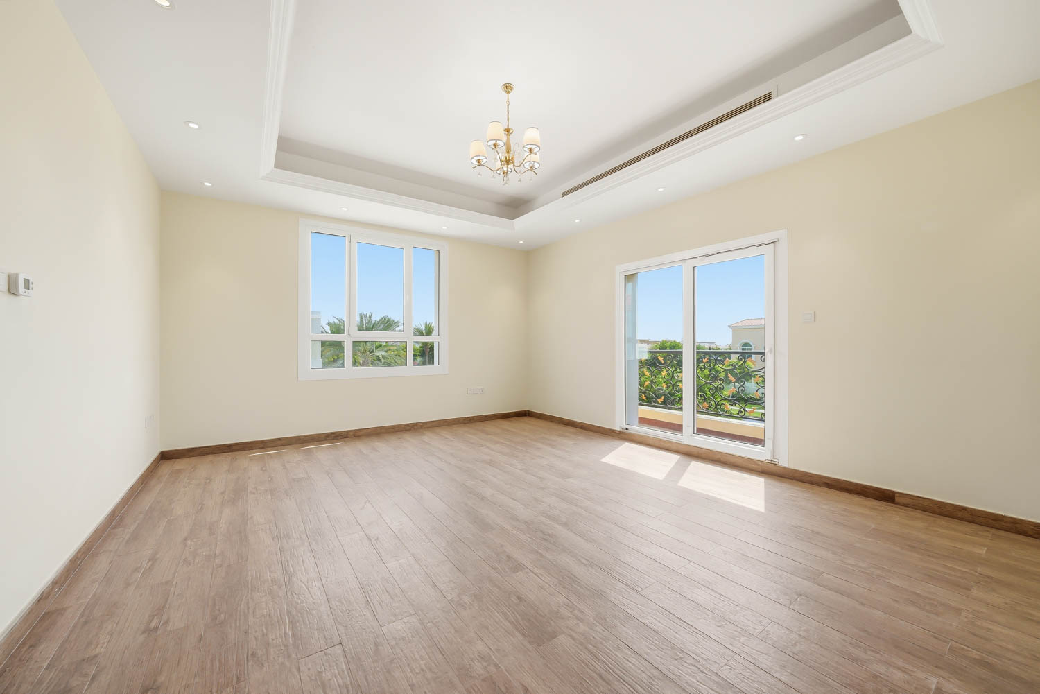 5 Bedrooms Villa in Hacienda