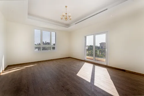 5 Bedrooms Villa in Hacienda