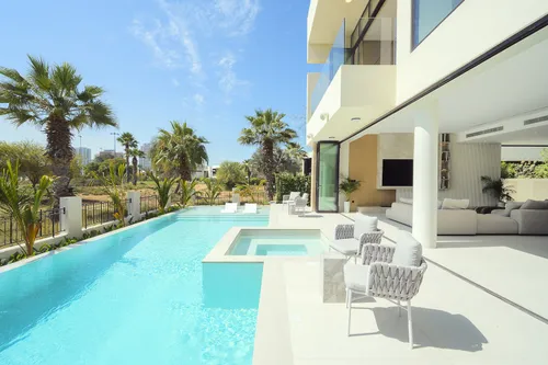 4 Bedrooms Villa in Whitefield 2