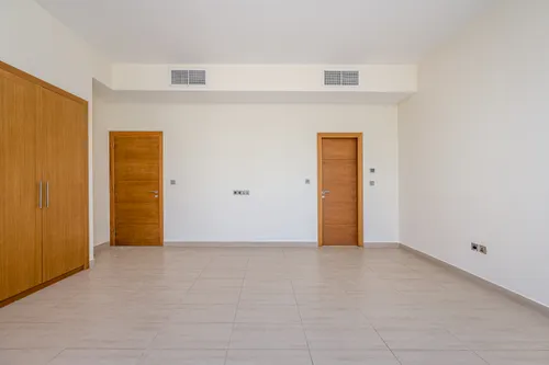 4 Bedrooms Villa in District 9 Legacy Nova