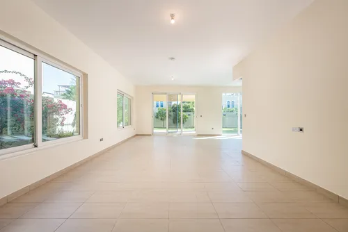 4 Bedrooms Villa in District 9 Legacy Nova