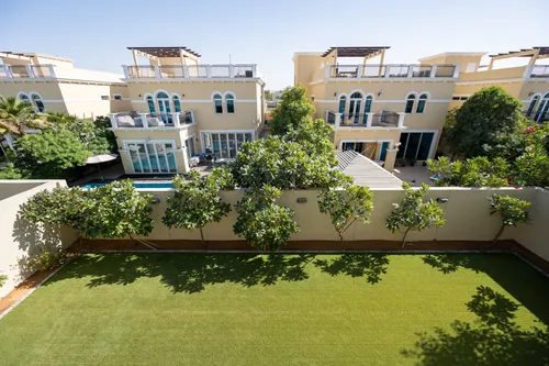 4 Bedrooms Villa in District 9 Legacy Nova