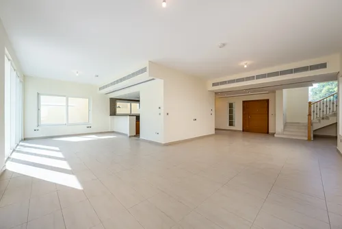 4 Bedrooms Villa in District 9 Legacy Nova