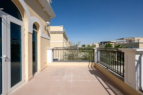 4 Bedrooms Villa in District 9 Legacy Nova