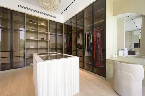 5 Bedrooms Villa in Whitefield 2