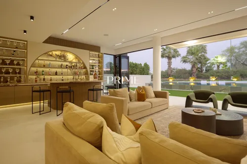 5 Bedrooms Villa in Whitefield 2