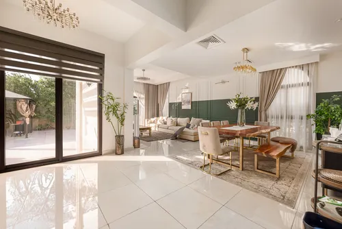 4 Bedrooms Villa in Al Naseem A