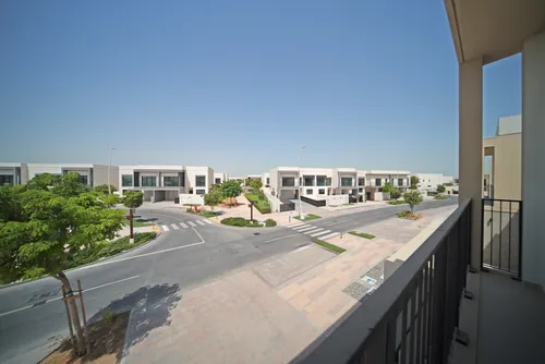 4 Bedrooms Villa in The Magnolias