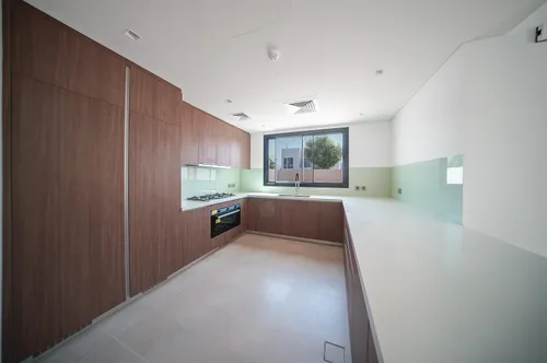 4 Bedrooms Villa in The Magnolias