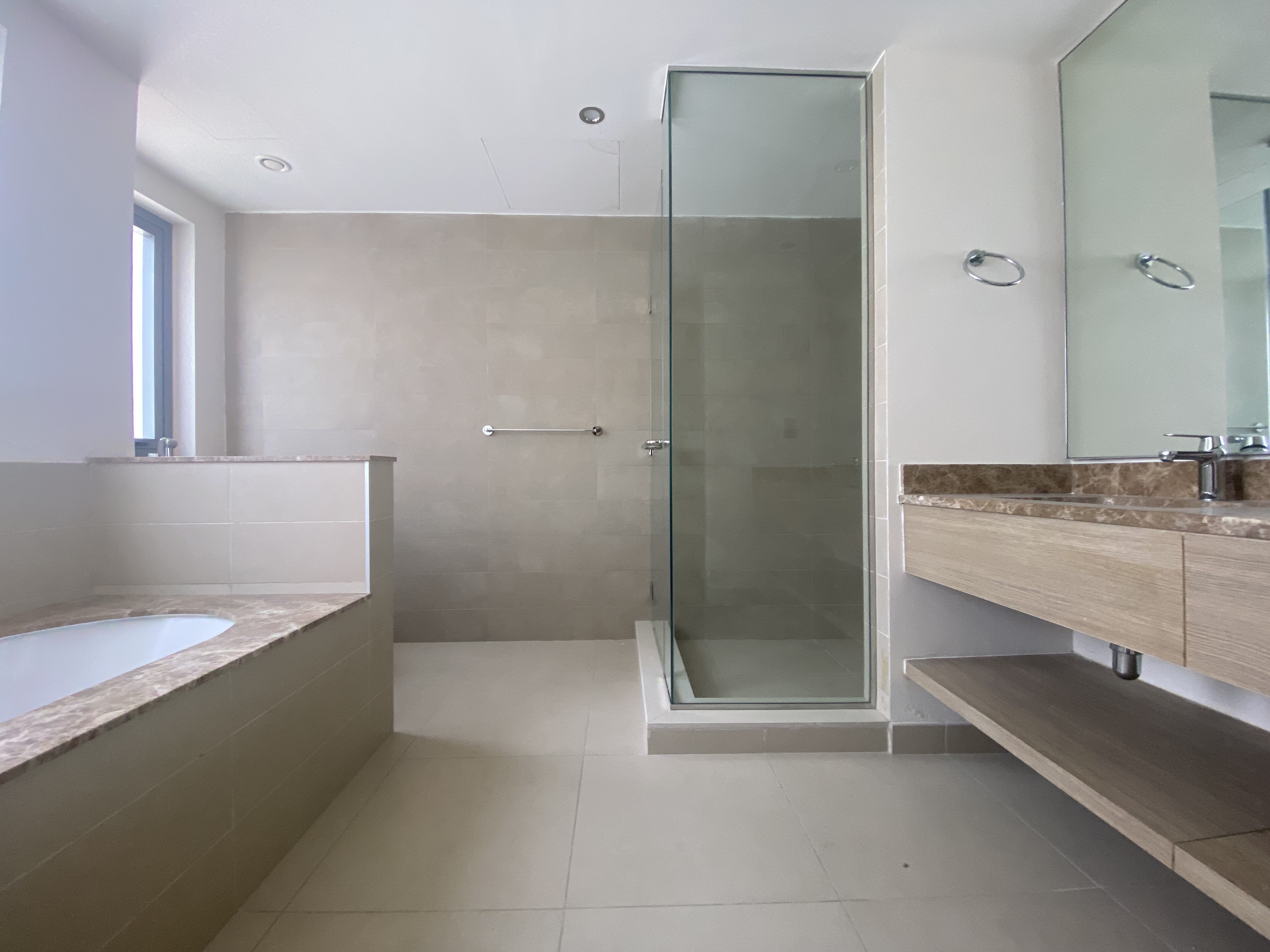 5 Bedrooms Villa in Sidra Villas I