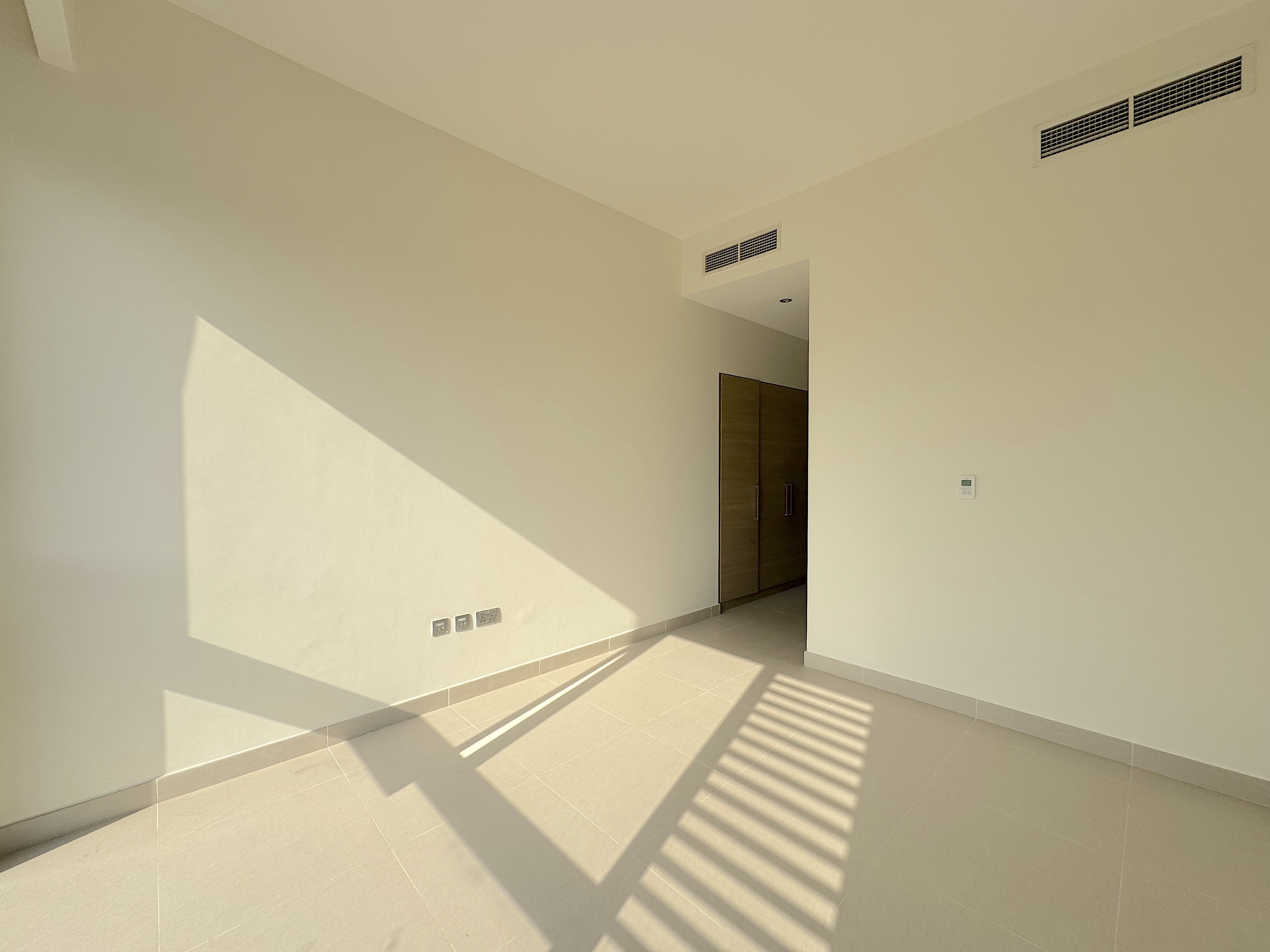 5 Bedrooms Villa in Sidra Villas I