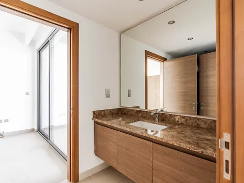 5 Bedrooms Villa in Sidra Villas I