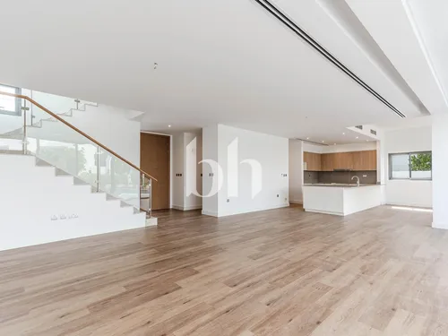 5 Bedrooms Villa in Sidra Villas I