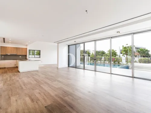 5 Bedrooms Villa in Sidra Villas I