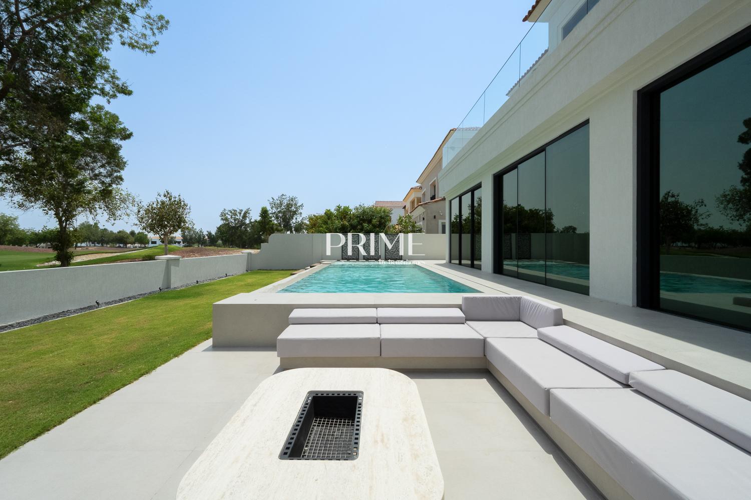 5 Bedrooms Villa in Wildflower