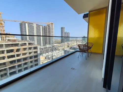 2 Bedrooms Apartment in Binghatti Orchid