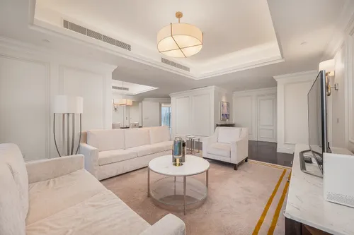 4 Bedrooms Apartment in The Address BLVD Sky Collection