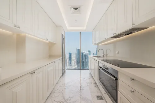 4 Bedrooms Apartment in The Address BLVD Sky Collection