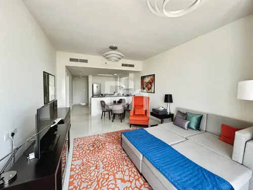 Furnished | Garden View | Vacant September