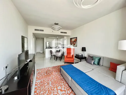 Furnished | Garden View | Vacant September