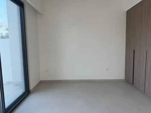 4 Bedrooms Villa in Nara