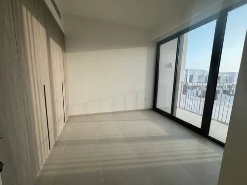 4 Bedrooms Villa in Nara