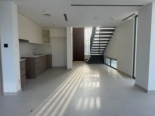 4 Bedrooms Villa in Nara