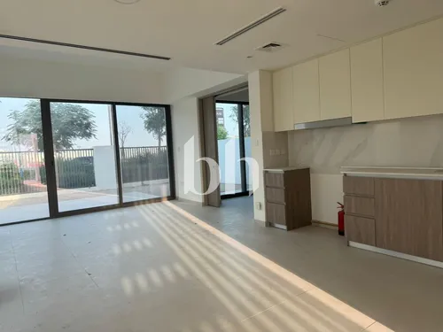 Single Row | Corner Unit | Large Layout