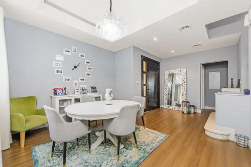 4 Bedrooms Villa in Mira 3